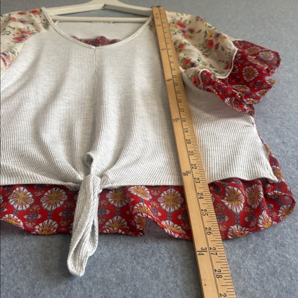 Hummingbird Floral and Gray Blouse - Picture 3 of 12